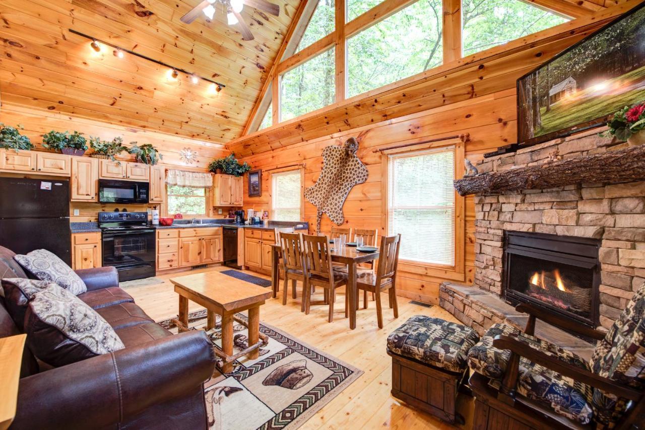 Cabin Of Dreams, 3 Bedroom Water View, Wifi, Hot Tub, Pool Table, Sleep 8 Sevierville Eksteriør bilde